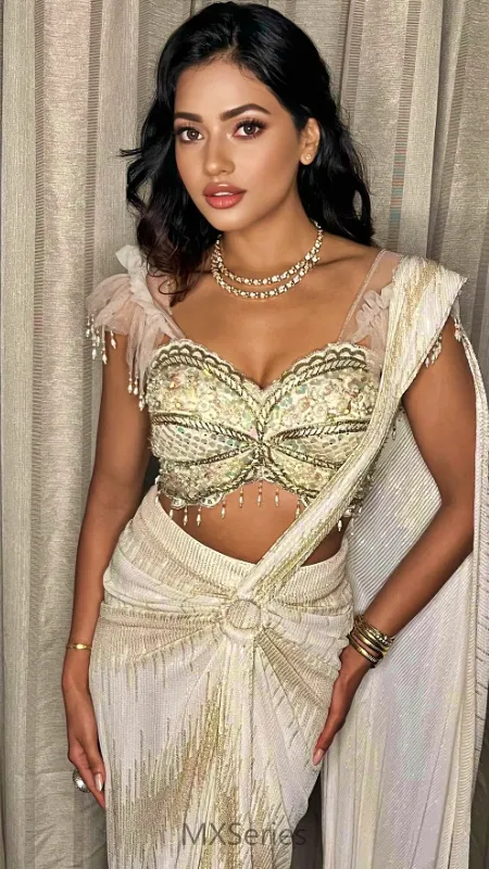 Alisha Khan