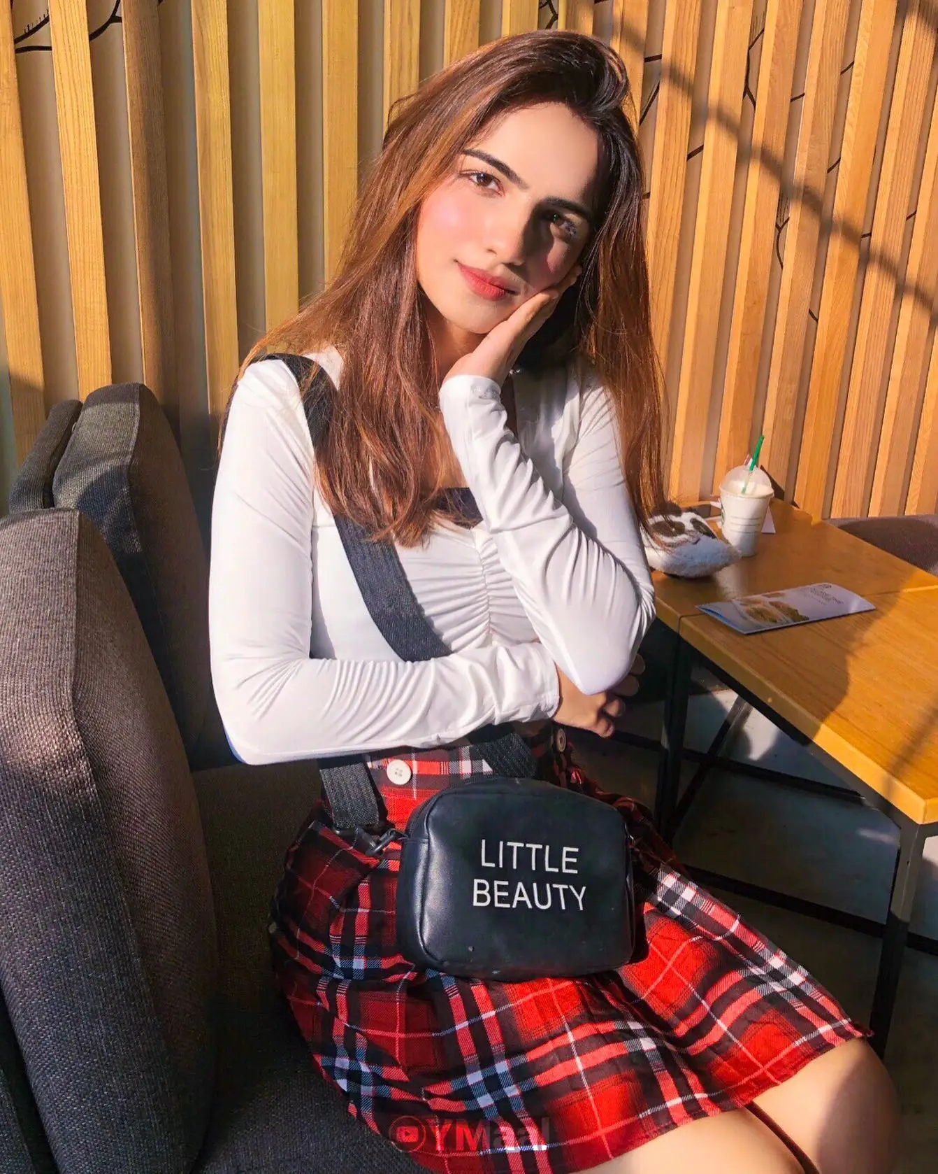 Zoya Khan